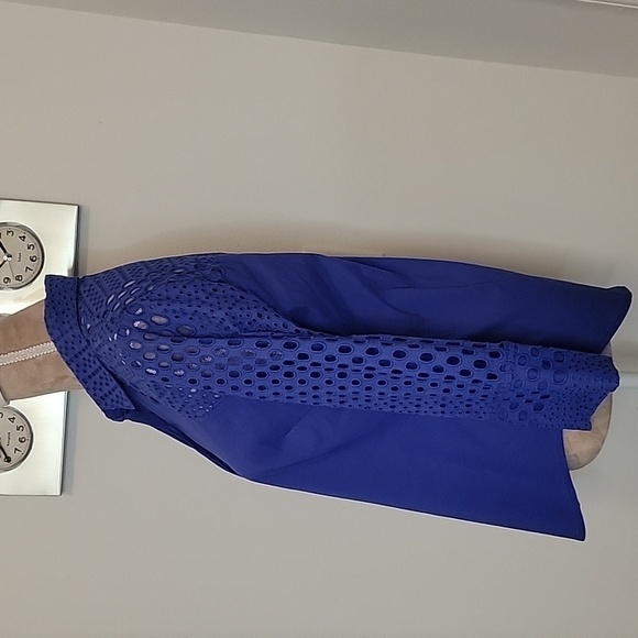 Tracy M, Eyelet Accent Fitted Button Down Blouse, Purplish Blue Color, NWT. - Picture 6 of 12